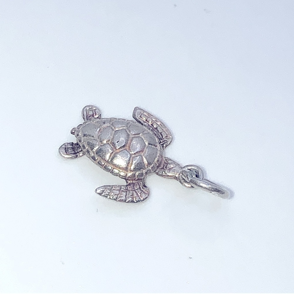 Vtg Sterling Silver Sea Turtle Pendant Charm .6”